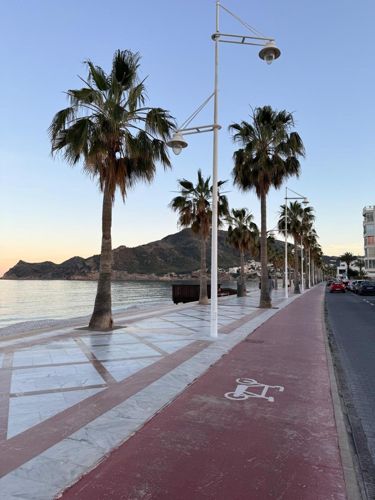 Apartamento En Primera Linea De La Playa 阿尔啼 外观 照片